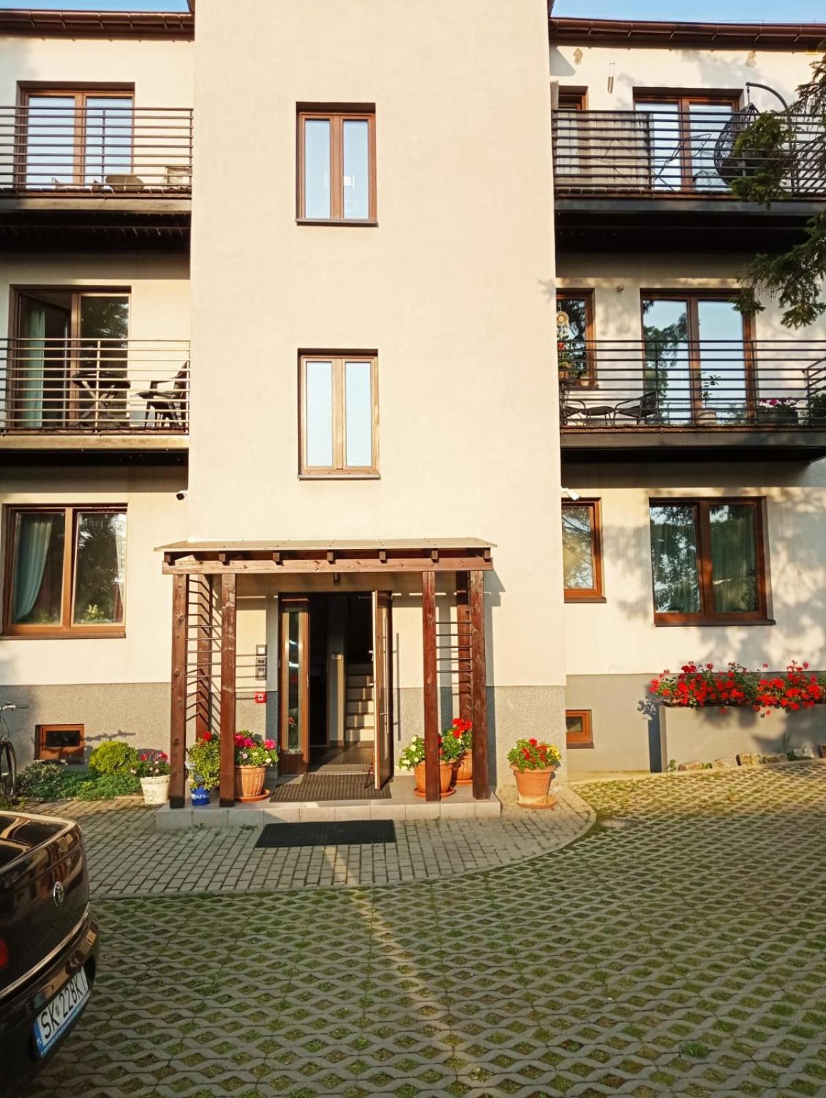 Przytulne Studio 4 Z Parkingiem Katowice Exterior foto